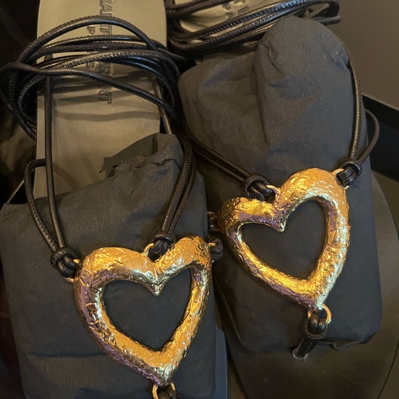COPY - YSL gold heart gladiator sandals - Picture 4 of 10